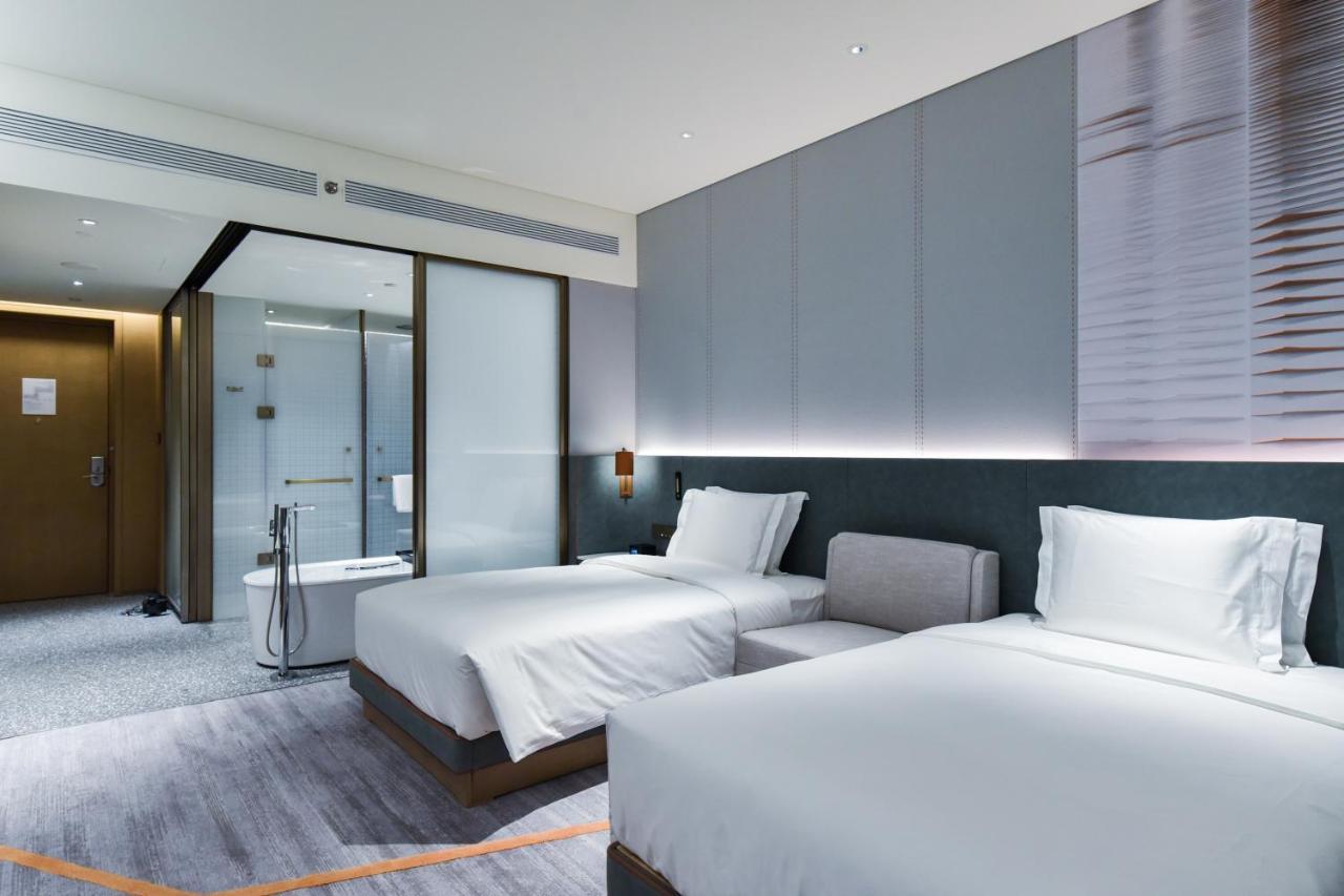Crowne Plaza Beijing Badaling, an IHG Hotel Yanqing Bagian luar foto